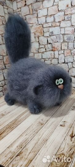 Котик вязаный