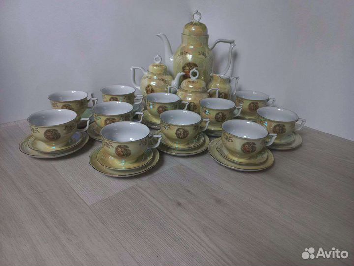 Фарфоровый сервиз Мадонна гдр, чайно-столовый