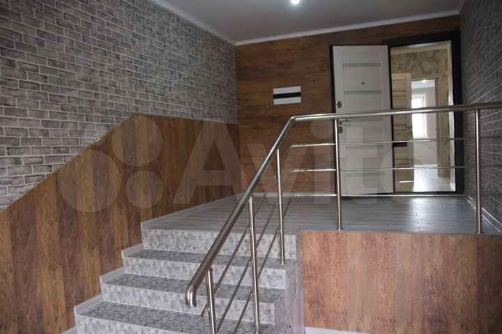 3-к. квартира, 103 м², 1/17 эт.