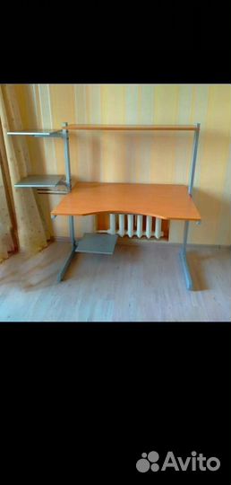 Компьютерный стол IKEA бу (как новый)