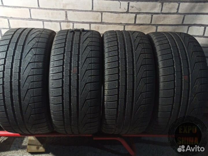 Pirelli Winter Sottozero 240 Serie II 255/40 R18 99V