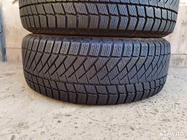 Continental ContiVikingContact 6 215/60 R16 99T