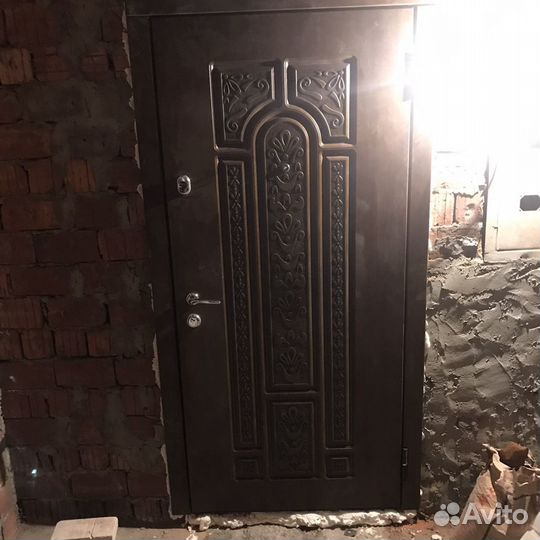 Установка входных дверей