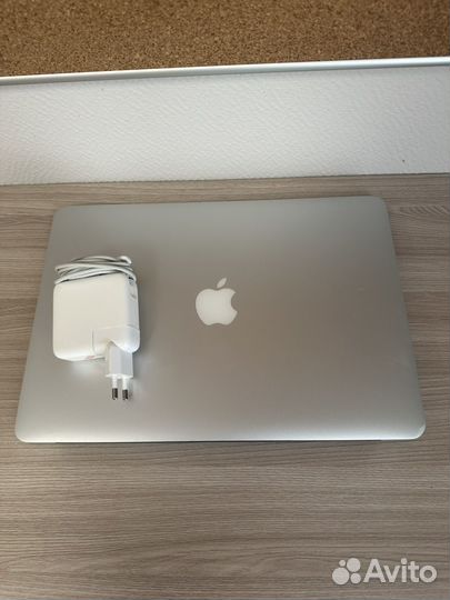 Apple macbook air 13 2014