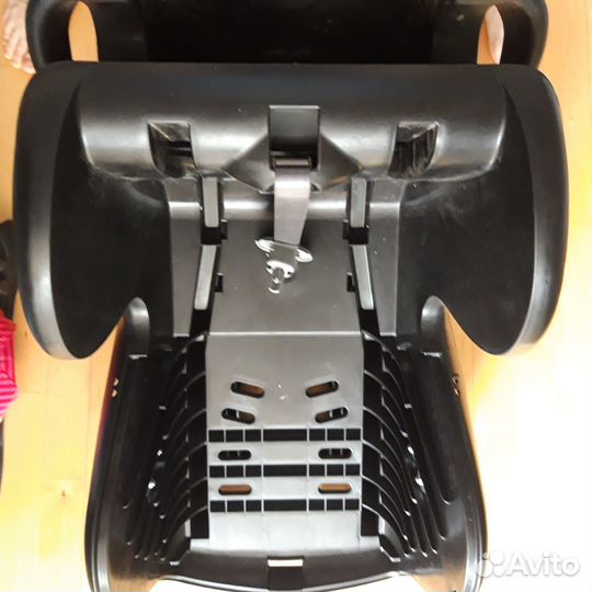 Автокресло Inglesina Marco Polo докомплектация