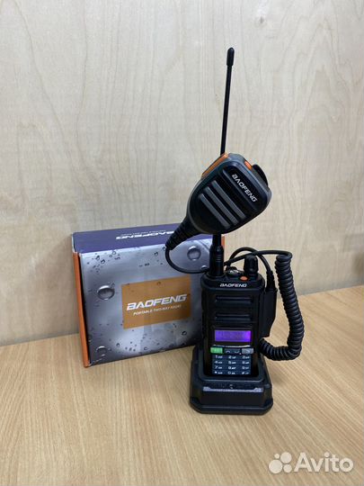 Рация Baofeng UV-9R PRO с тангентой Baofeng