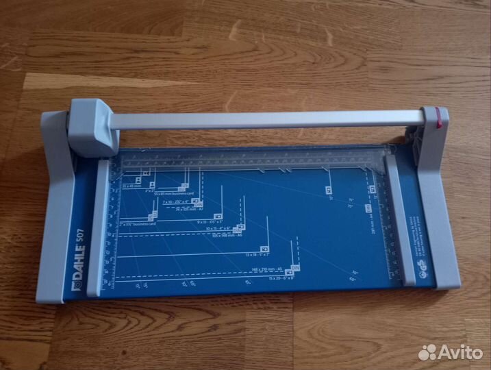 Резак для бумаги роликовый