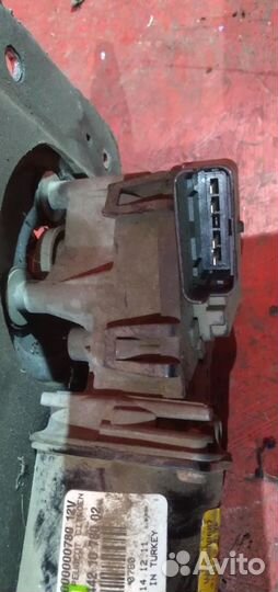 Ситроен берлинго мотор дворников передний