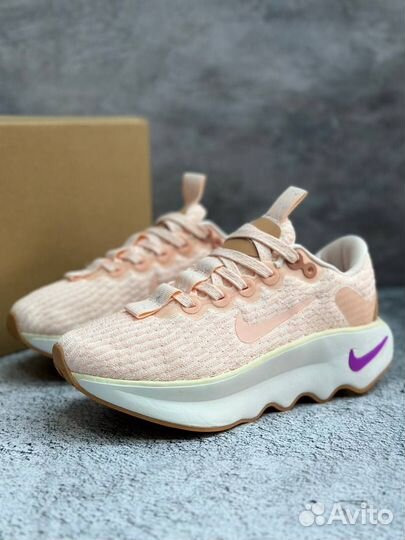 Кроссовки nike motiva