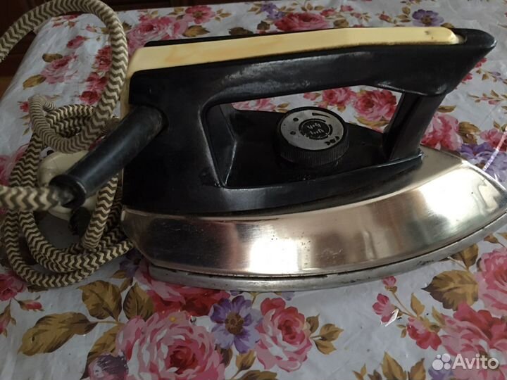 Утюг 90-е гг для лыжной мази