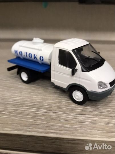 Модель СССР 1:43 автомобиля Газель, Соболь