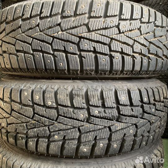 Roadstone Winguard Spike 195/65 R15