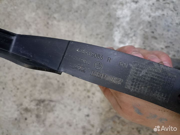 Renault arkana брызговик передний правый