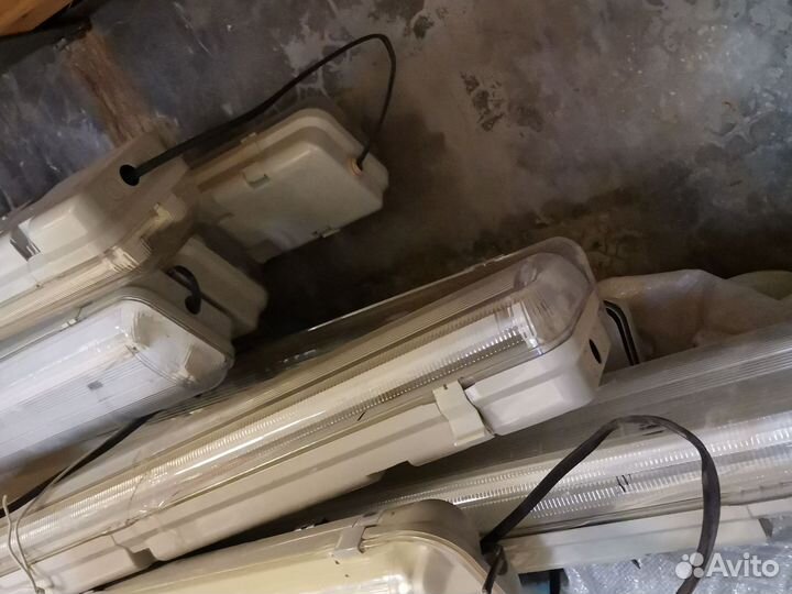 Светильники Армстронг бу