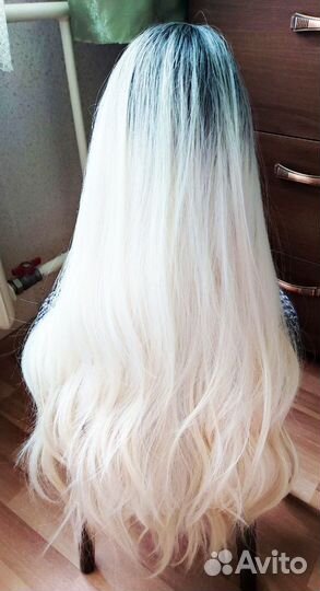 Парик блонд Новый (длинный без чёлки)
