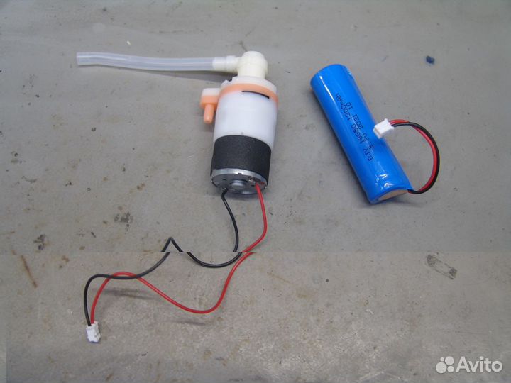 Моторчик и аккумулятор дозатора мыла SDP-001