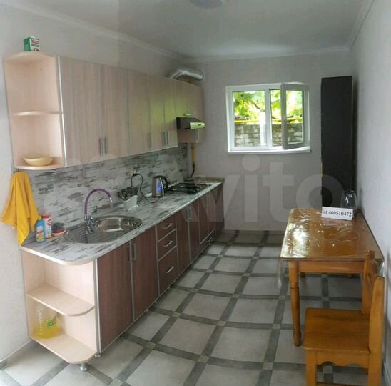 Дом 200 м² на участке 8 сот.