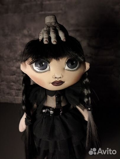 Кукла Уэнсдей Аддамс