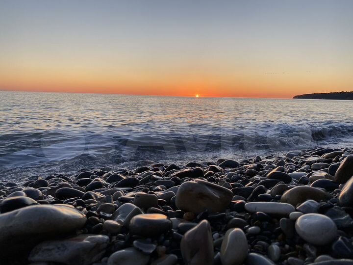 2-к. квартира, 58 м², 3/3 эт.