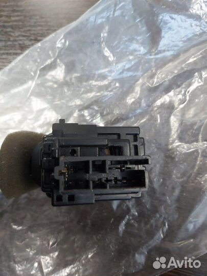 Подрулевой переключатель правый Lifan