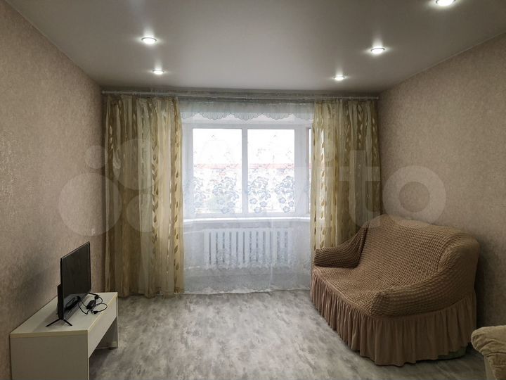 1-к. квартира, 40 м², 1/9 эт.