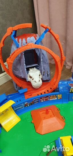 Вулкан арена Hot wheels