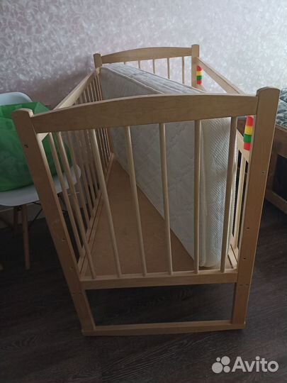 Детская кроватка качалка с матрасом