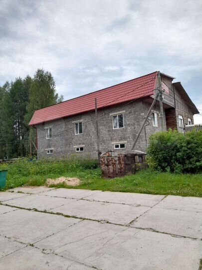 Здание, 280 м²