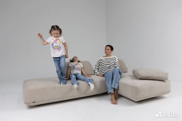 Диван прямои 4400х1700 мм