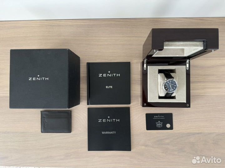 Мужские часы Zenith Captain 40 мм оригинал