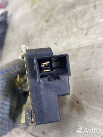 Замок двери задней левой lifan Smily (320)