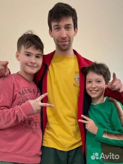 Тренер по скейтбордингу / инструктор по скейту