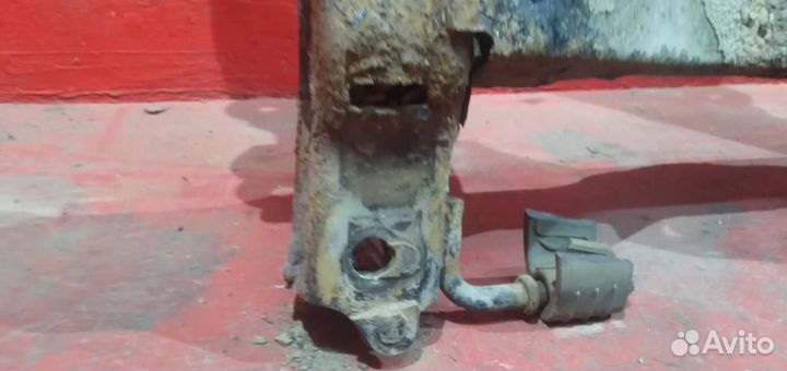 Рено логан подрамник передний Logan гнилой