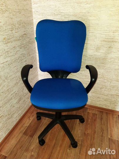 Компьютерное кресло