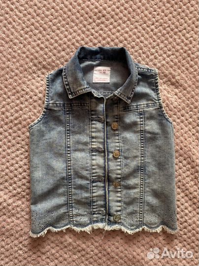 Джинсовый жилет для девочки
