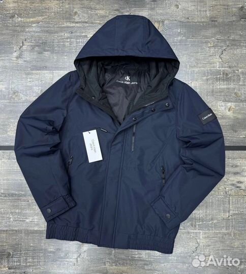 Демисезонная куртка