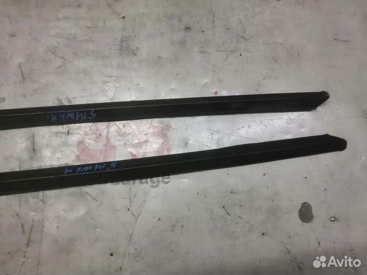 Молдинг лобового стекла передний Opel Frontera 5