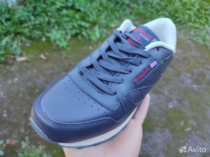 Кроссовки кожаные Reebok classic