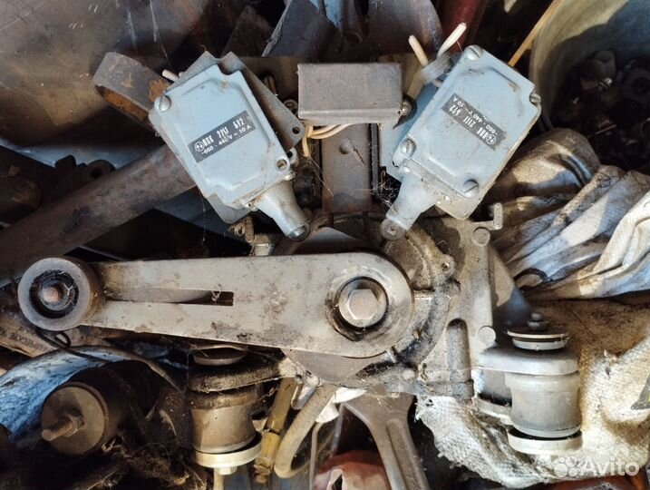 Редуктор с двигателем от ливтавой