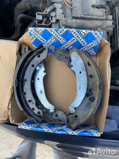 Тормозные колодки задние на renault logan