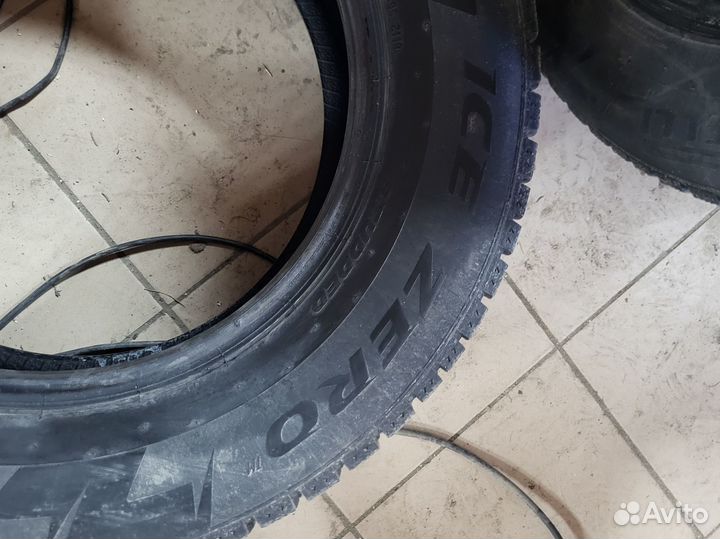 Pirelli P Zero 235/65 R17