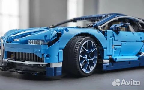 Конструктор автомобиль Bugatti Chiron