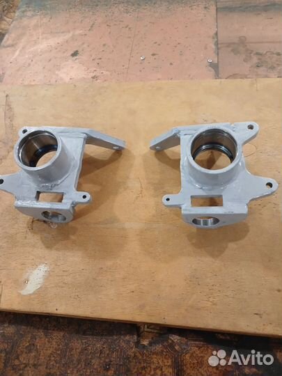 Поворотные кулаки Стелс Динли