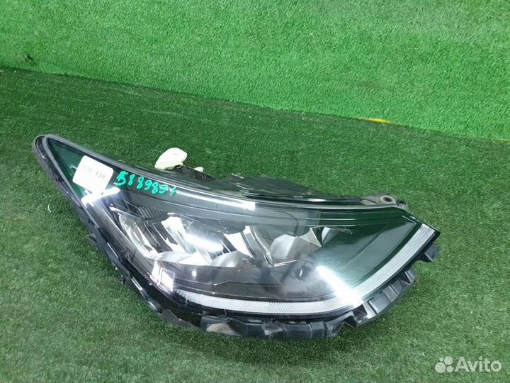 Фара правая Hyundai Sonata