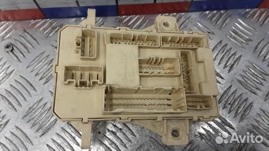 Блок предохранителей hyundai I30 FD (1KK07M102)