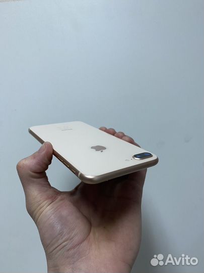 iPhone 8 Plus, 64 ГБ