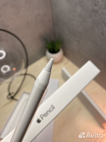 Стилус Apple Pencil (2 поколения)