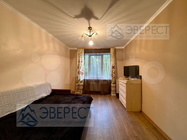 1-к. квартира, 32 м², 3/5 эт.