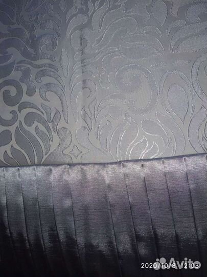 Дорогое, красивое покрывало из жаккарда и атласа