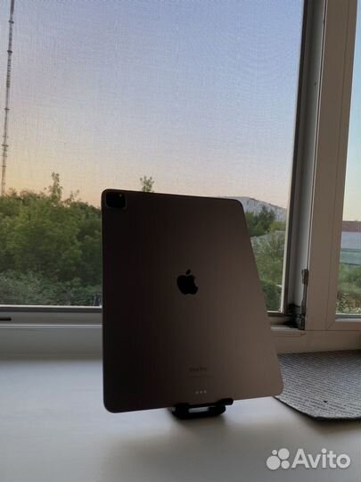 Apple iPad pro м2